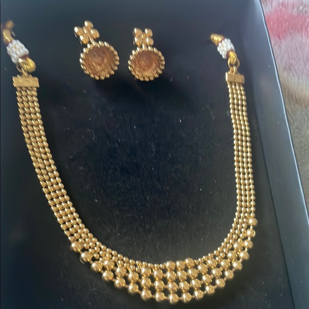 Elegant Gold Fashion Jewelry Set